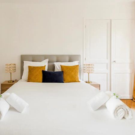 8P - 3Br Le Marais Spacious - Central - Historic Apt 巴黎 外观 照片